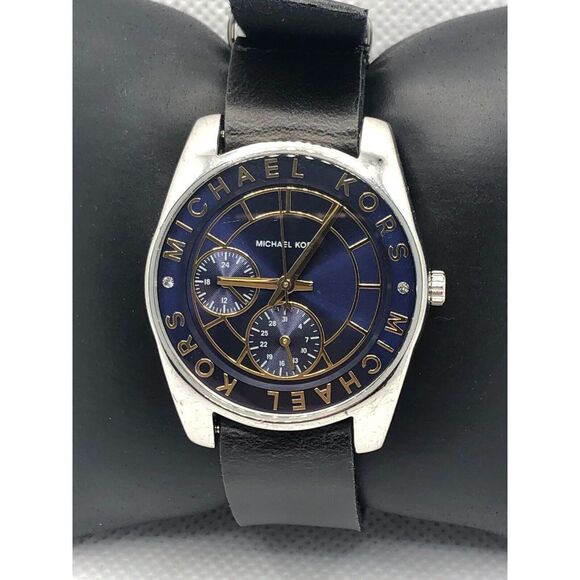 Michael Kors MK6195 Women's Black Leather Analog Blue Dial Quartz Watch LP351 - Picture 1 of 9